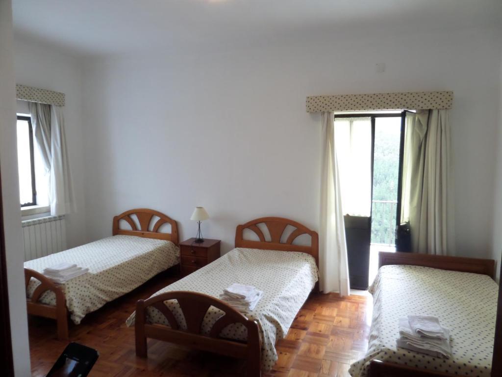 Alojamento Local De Pardieiros Hotel Avô Стая снимка